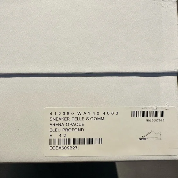 In very good condition. Worn a few times size 42